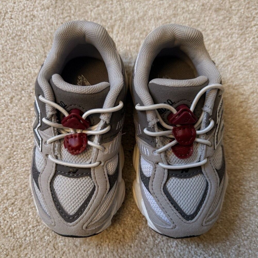 New Balance 9060 IV9060GY Men's Gray Lace-Up Low Top Athletic Sneakers